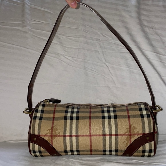 Handbags - Burberry London shoulder bag